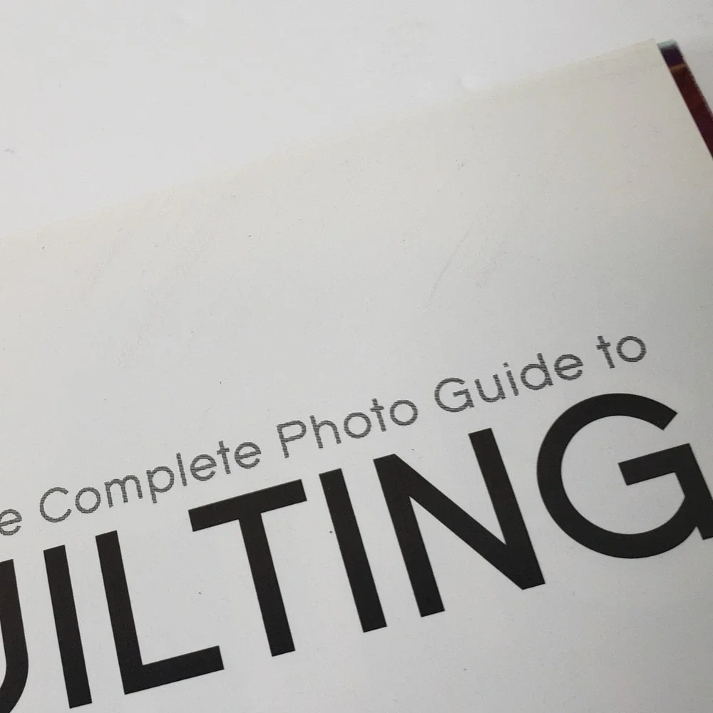 The Complete Photo Guide to Art Quilting Susan Stein 500+ Photos Softcover Book